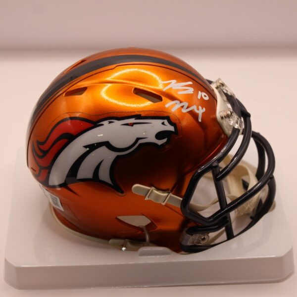 bo nix signed mini helmet